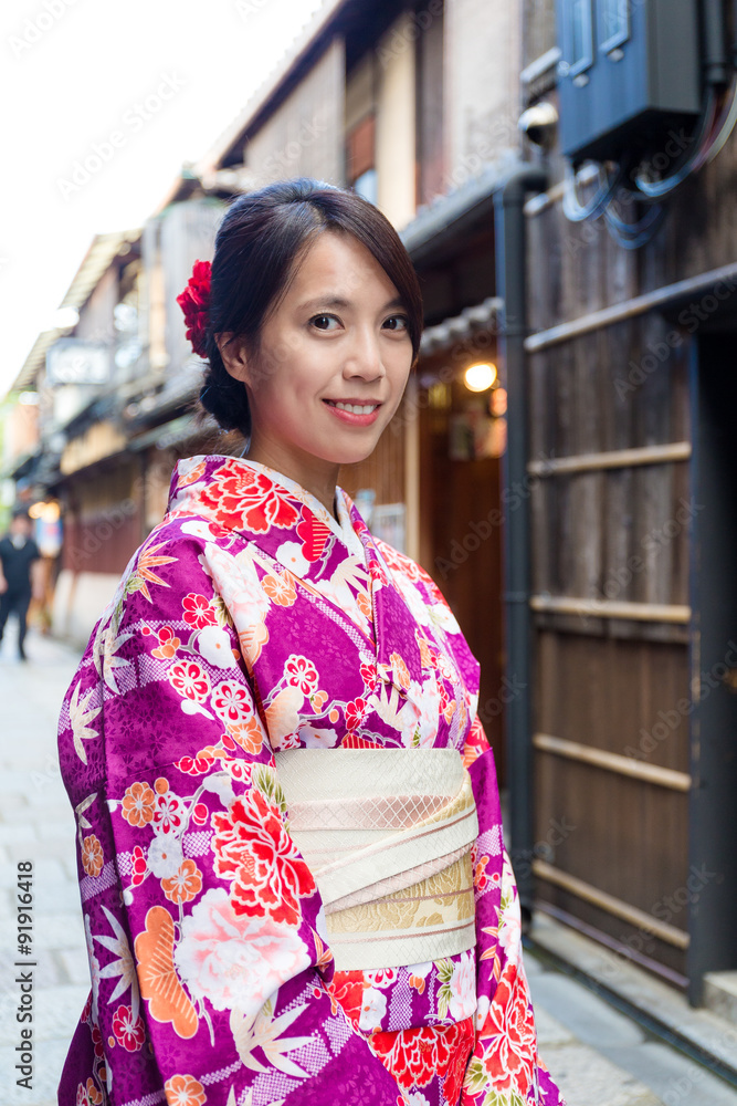 Woman with kimono in Kyoto