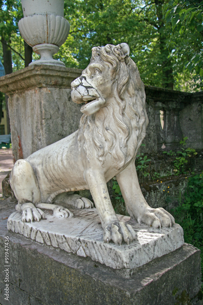 Lion in the park of the Pavlovsk palace, Pavlovsk, Russia