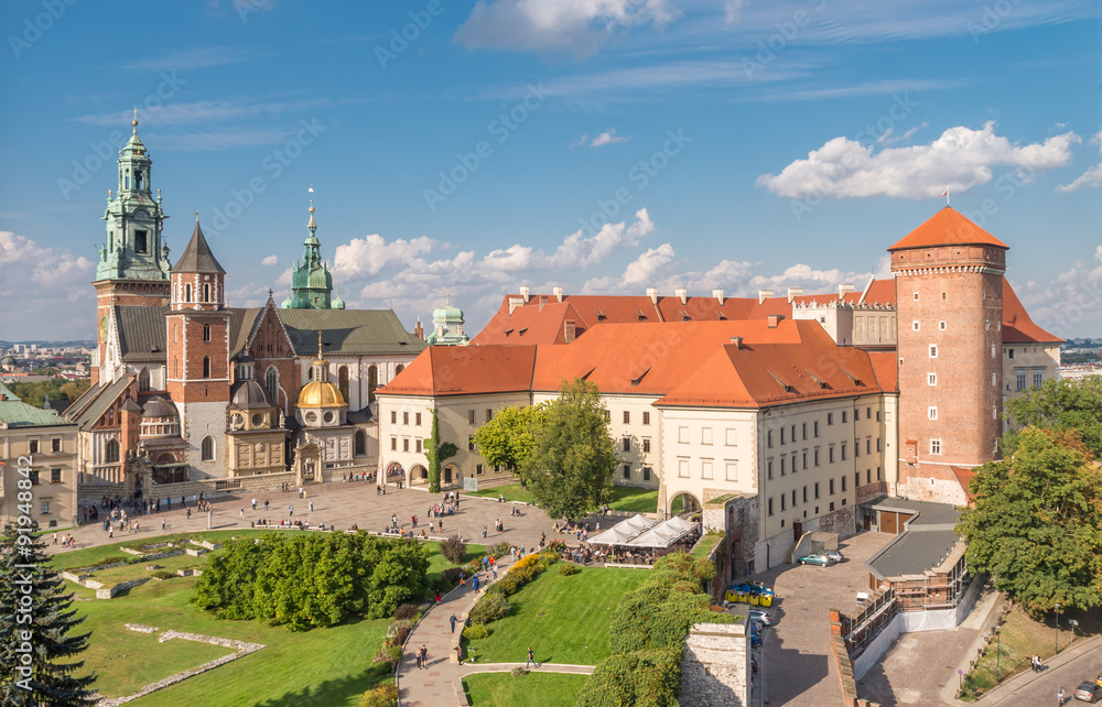 Obraz Wawel i katedra na Wawelu widziana z wieży Sandomierskiej w słoneczne popołudnie