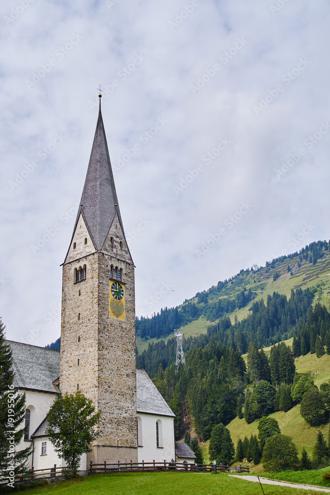Kirche St. Jodok in Mittelberg im Kleinwalsertal