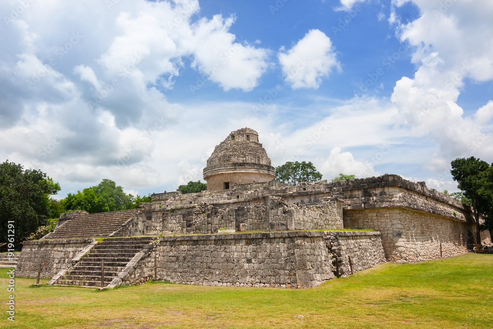 El Caracol The observatory at Chichen Itza El Caracol The observatory at Chichen Itza