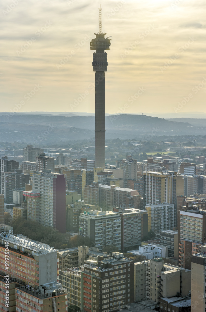 Naklejka premium Hillbrow Tower - Johannesburg, RPA