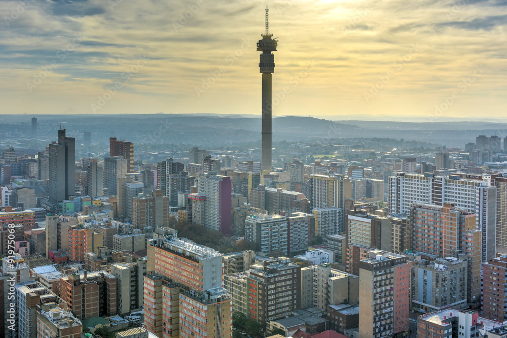 Fototapeta premium Hillbrow Tower - Johannesburg, RPA