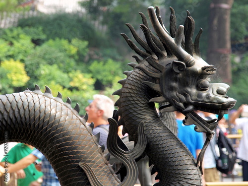 Drachenfigur im Sommerpalast in Peking