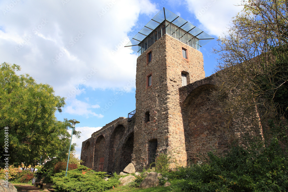 Darmstadt - der Hinkelsturm, die Stadtmauer (September 2015)