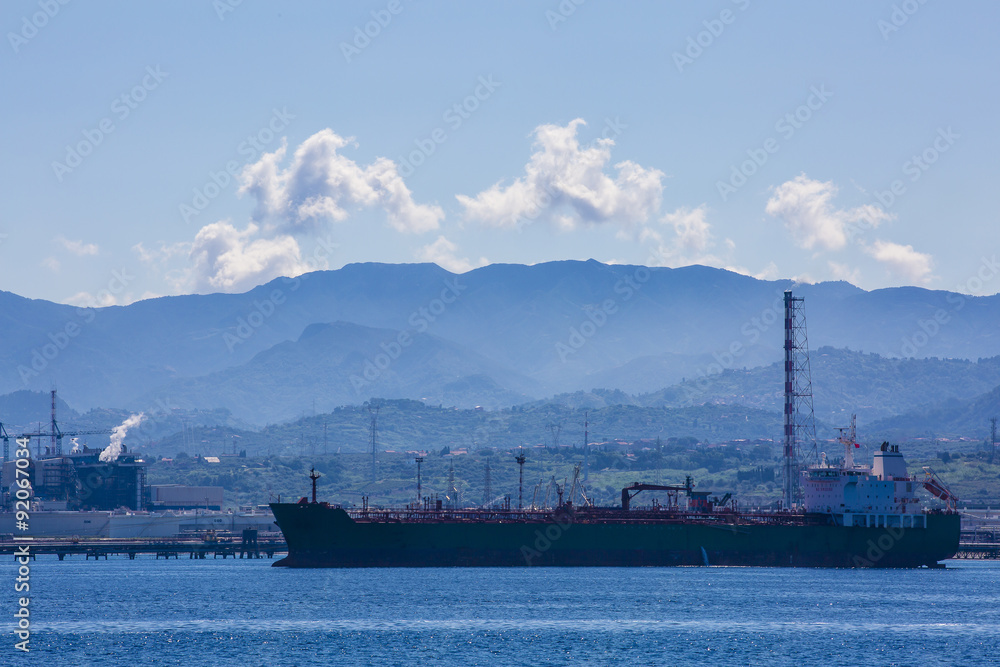 Fototapeta premium Tanker