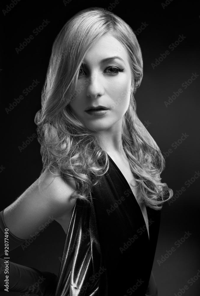 B and W Glamour portrait of blond woman