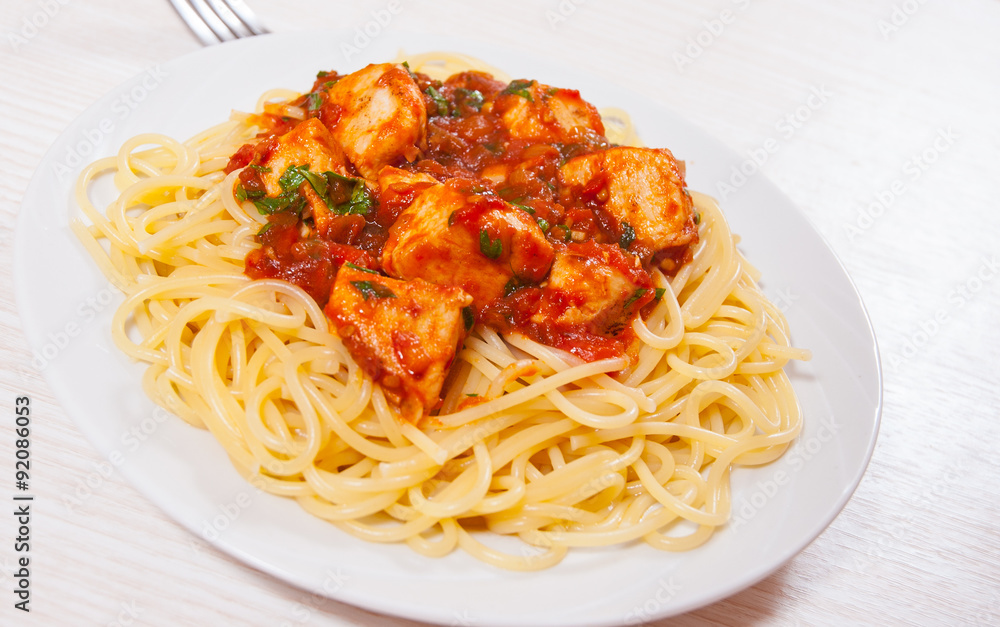 chicken breast in tomato sauce with spaghetti chicken breast in tomato sauce with spaghetti
