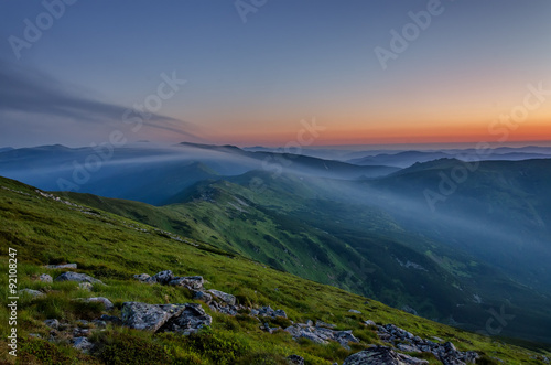Fototapeta Naklejka Na Ścianę i Meble -  Sunrise at mountains