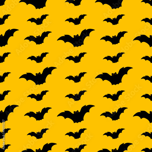 Seamless halloween pattern with bats © cat_woman