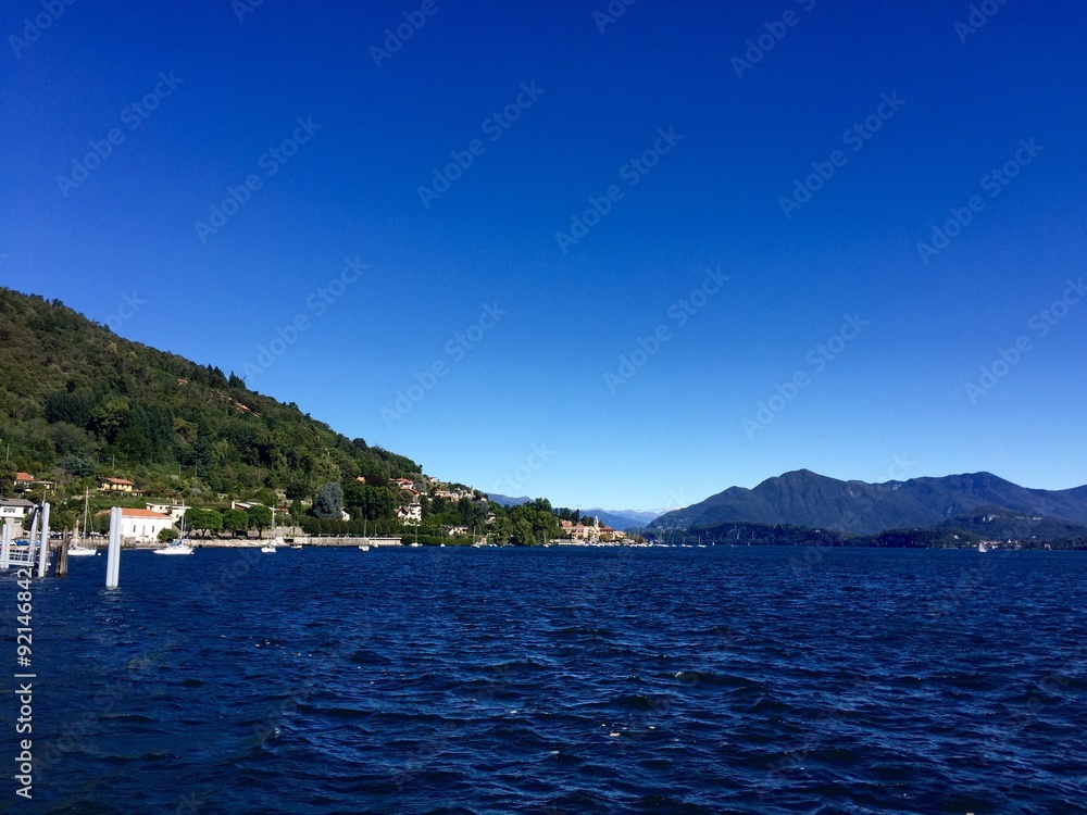 Obraz premium Il lago Maggiore a Lesa 