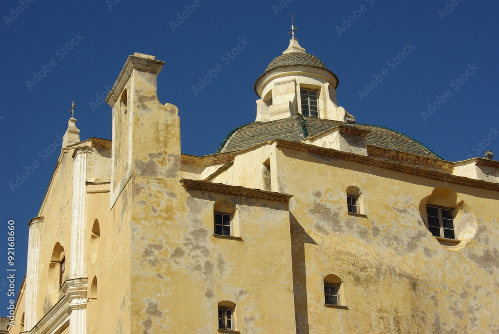 Corse, église Saint-Jean-Baptiste dans la citadelle de Calvi 