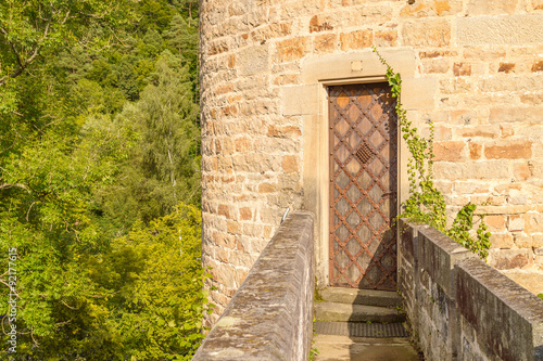 Fototapeta Naklejka Na Ścianę i Meble -  Old stone castle tower entrance