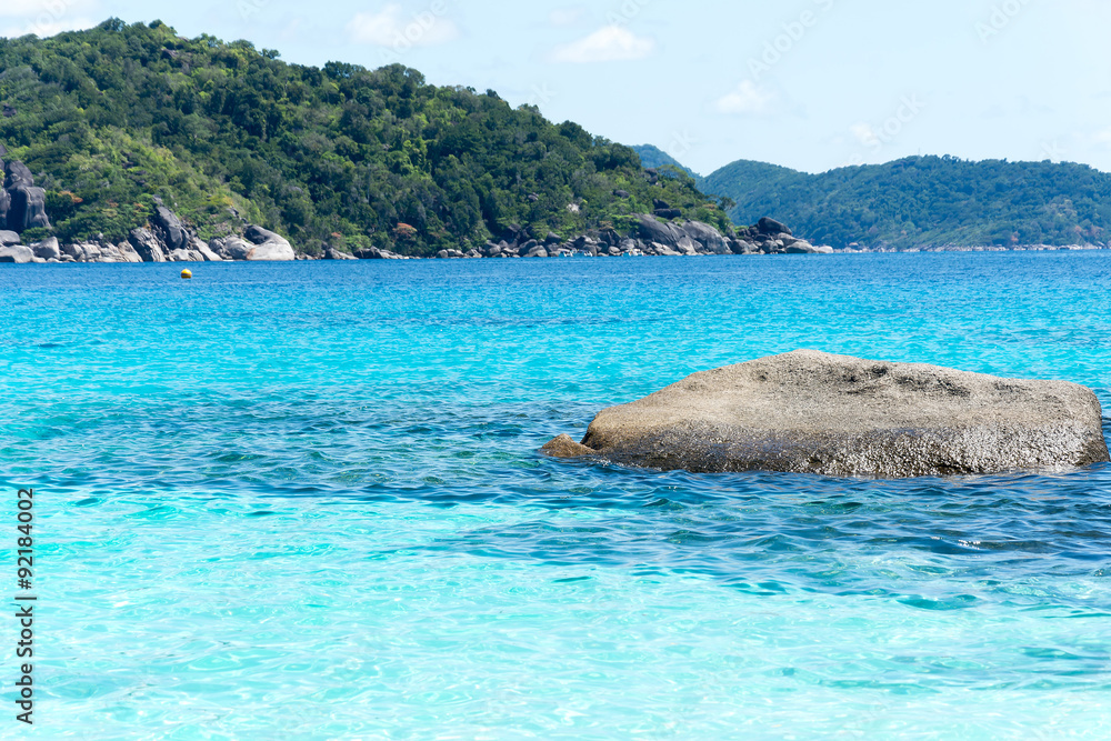 Fototapeta premium blue sky with sea and rock