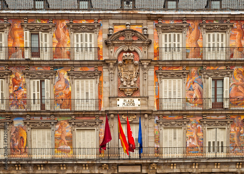 Detail of the building of t...