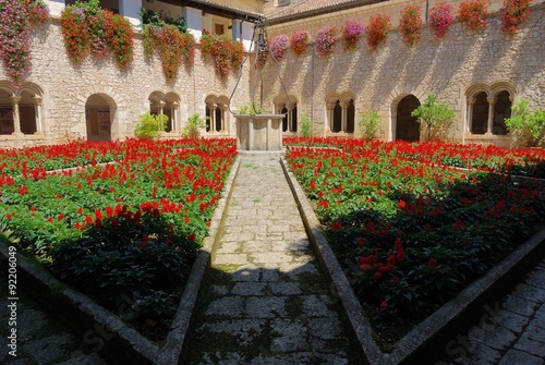 Abbazia cistercense di Casamari photo