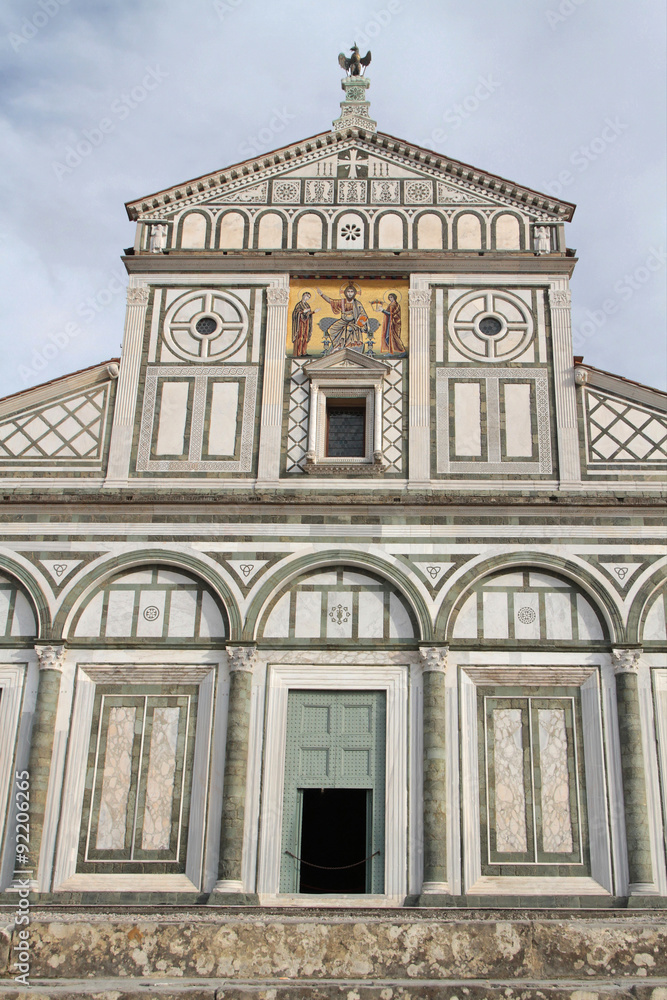 Fototapeta premium San Miniato del Monte, sur les hauteurs de Florence