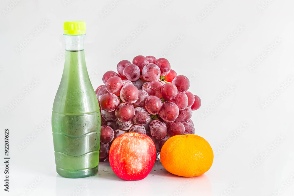 Juice and fresh fruit Juice and fresh fruit