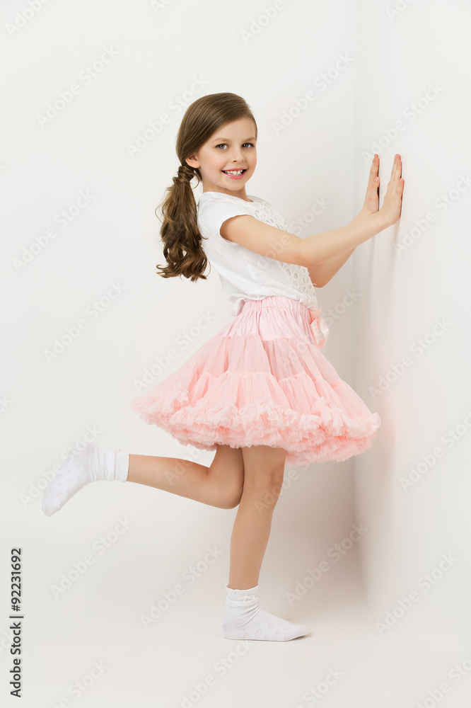 Naklejka premium Happy little girl