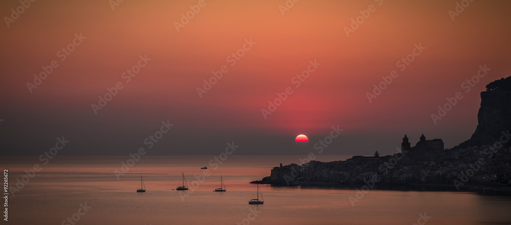 Fototapeta premium Cefalu. small historic town in the Sicily