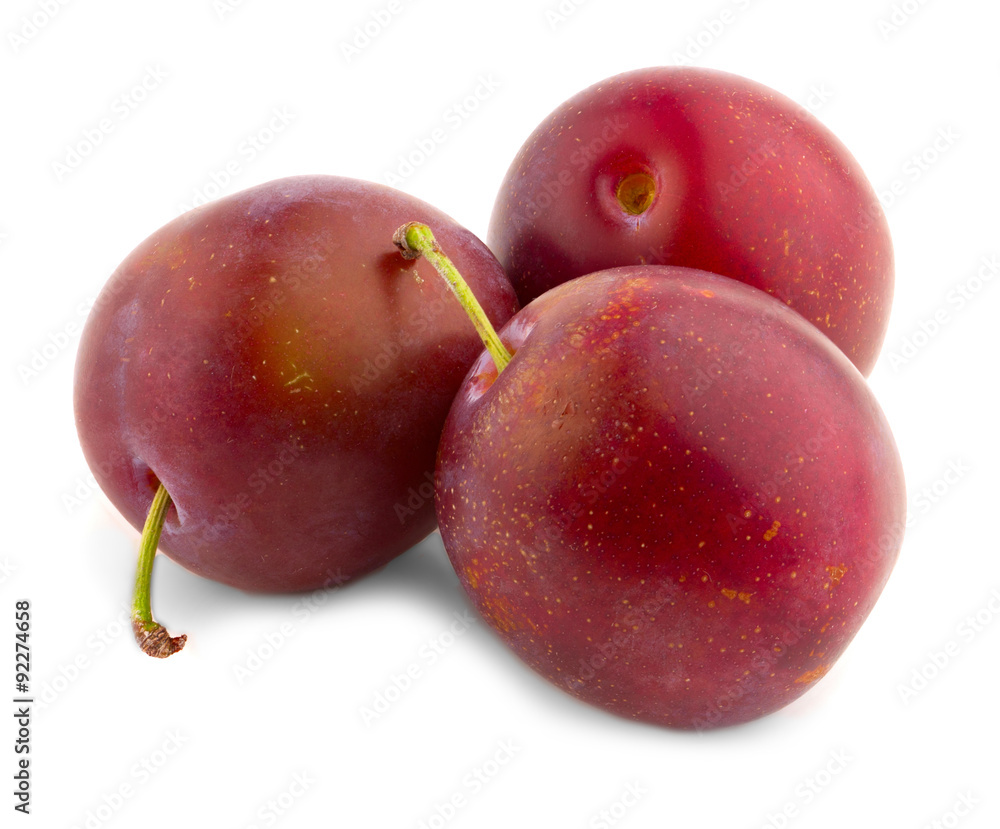 Fresh plums with leaf