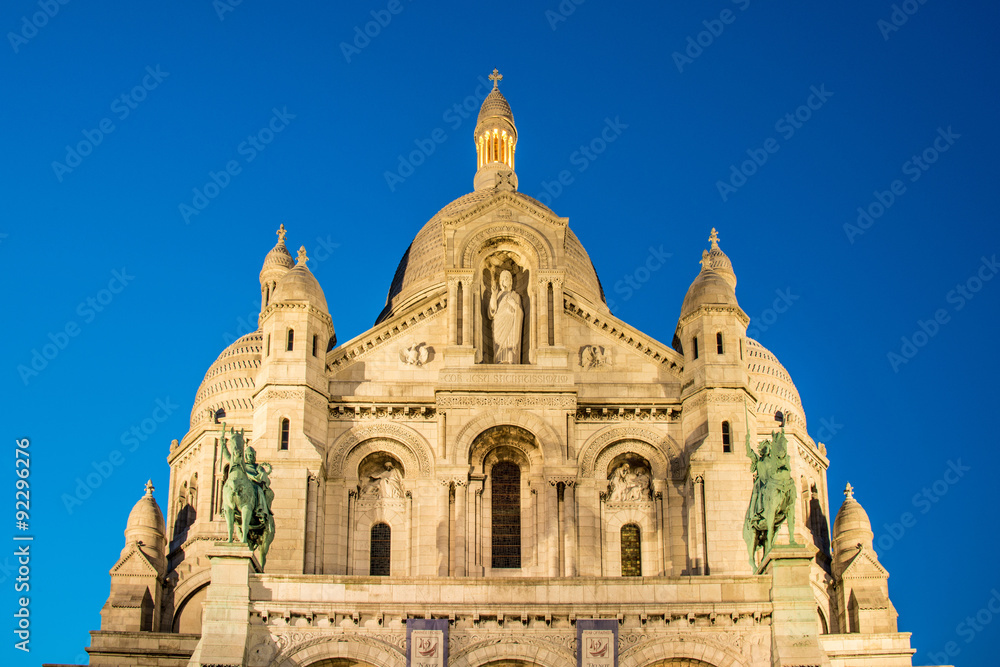 Obraz premium Basilique du Sacre Coeur in Paris France