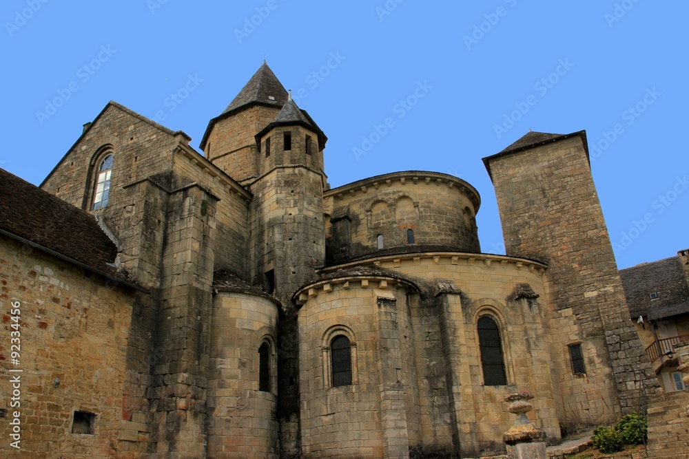 Eglise de Saint-Robert.(Corrèze)