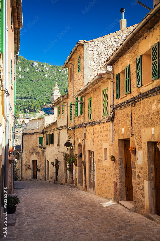 Fototapeta premium sunny stone street in Valldemossa