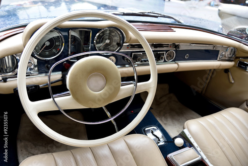 Fragment retro car dashboard