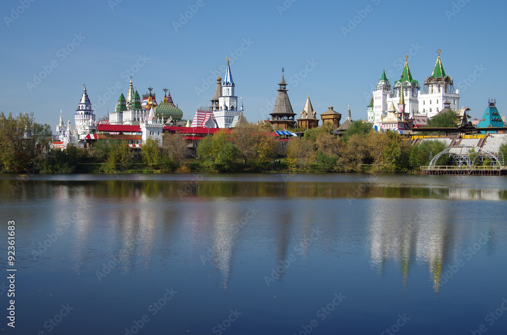 Obraz premium MOSCOW, RUSSIA - September 23, 2015: The Kremlin in Izmaylovo