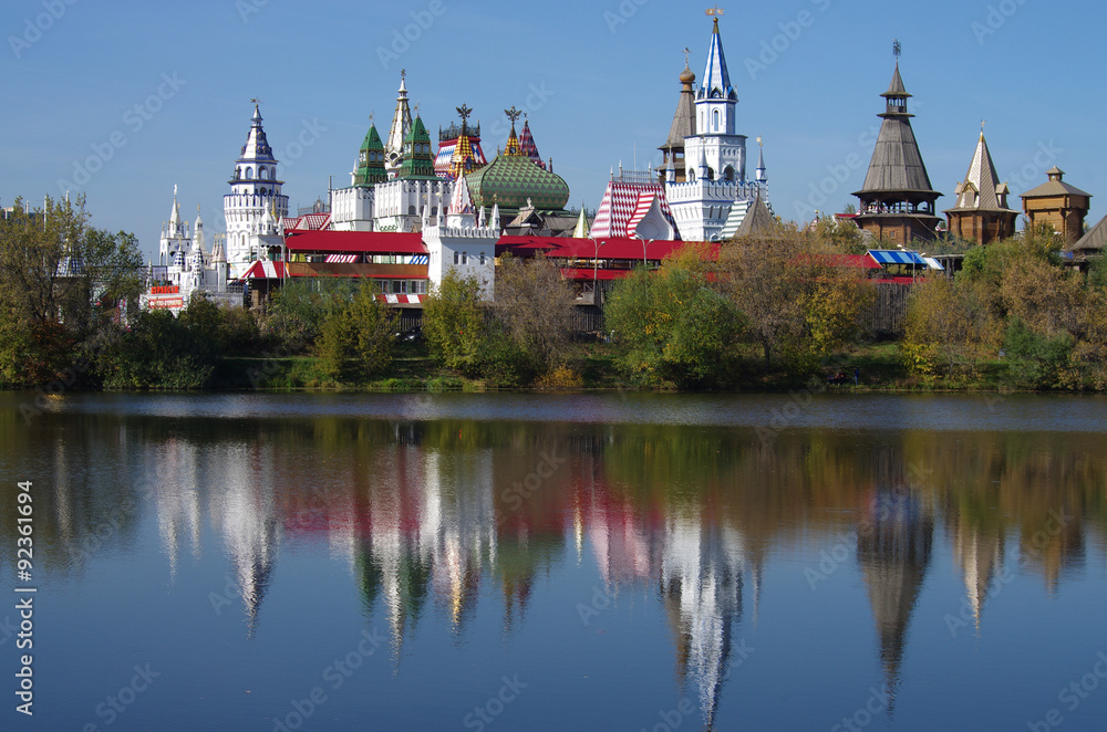 Obraz premium MOSCOW, RUSSIA - September 23, 2015: The Kremlin in Izmaylovo
