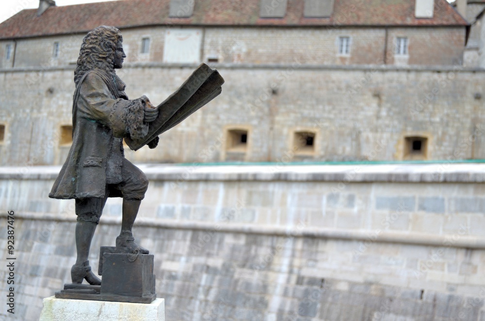 Naklejka premium Statuette de Vauban au Château de Joux