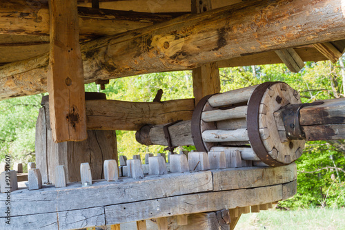 Valokuva Old wooden watermill .