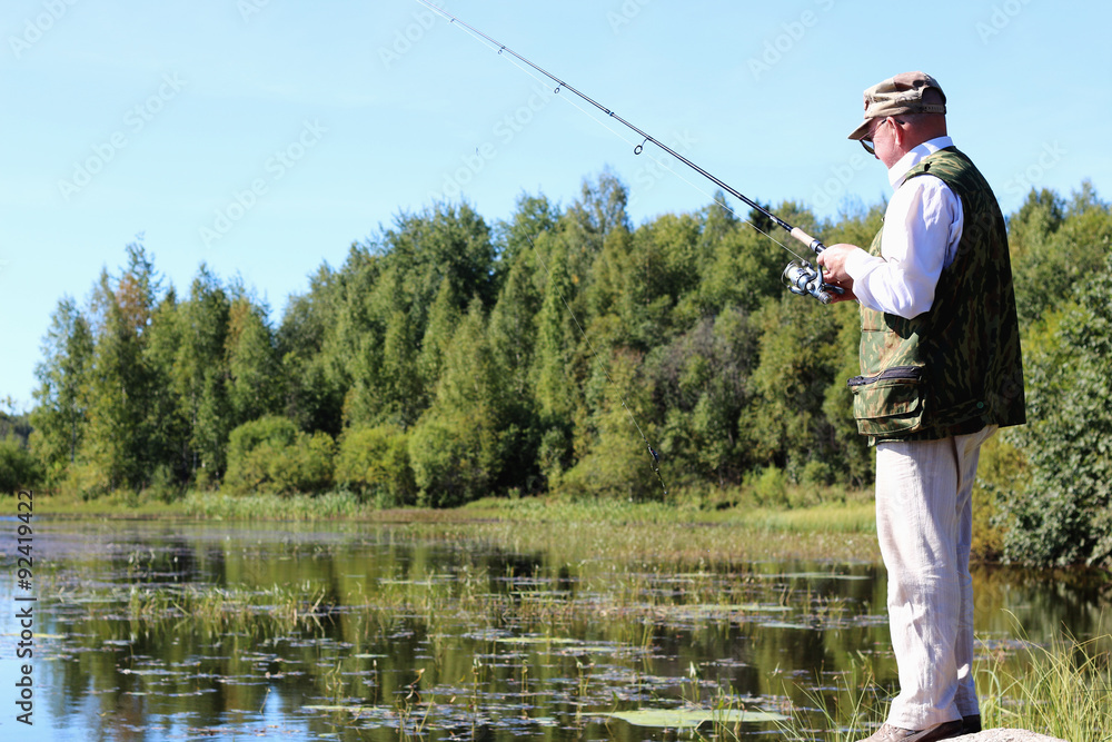 spinning fisherman lake landscape spinning fisherman lake landscape