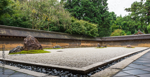 京都　世界遺産　龍安寺