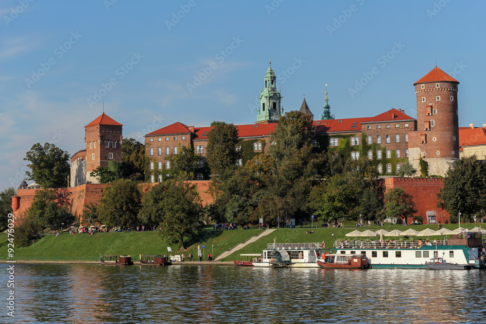 Obraz premium Wawel Royal Castle and Vistula river in Krakow, Poland