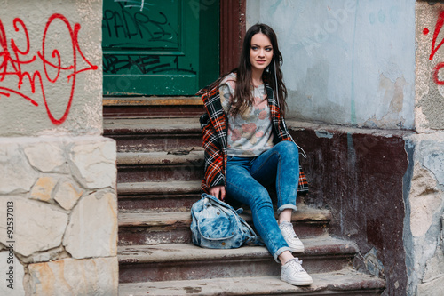 Girl on the street. Meloman © anatoliycherkas