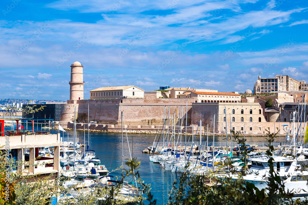 Naklejka premium Saint Jean Castle and the Vieux port in Marseille
