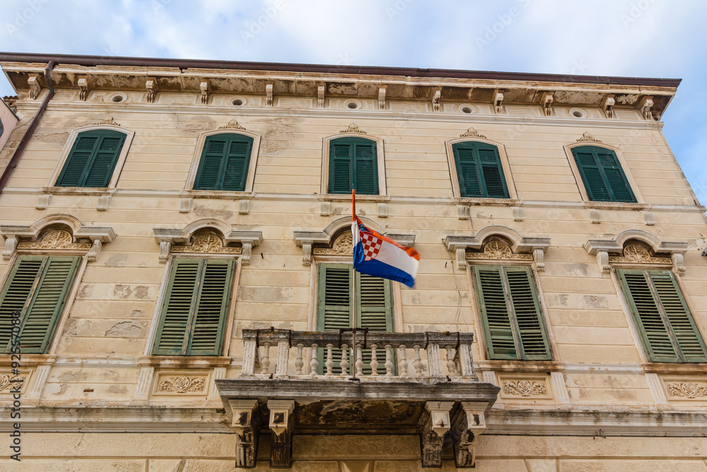 Fototapeta premium Romantic Rovinj is a town in Croatia situated on the north Adriatic Sea Located on the western coast of the Istrian peninsula, it is a popular tourist resort and an active fishing port