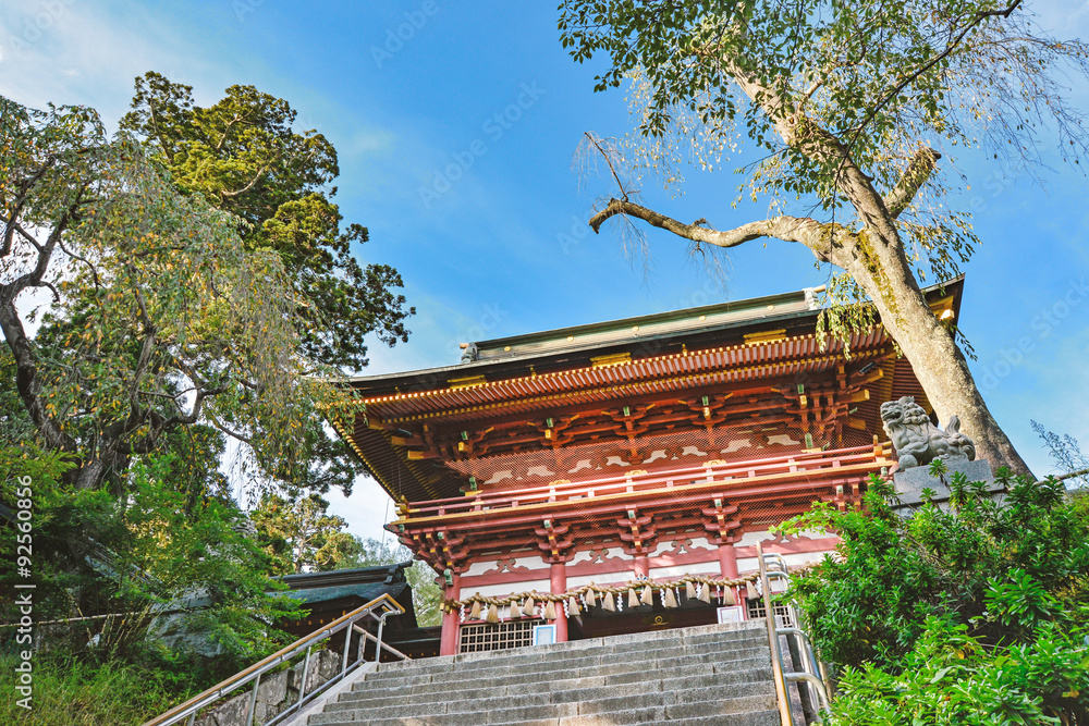 Fototapeta premium 鹽竈神社随身門