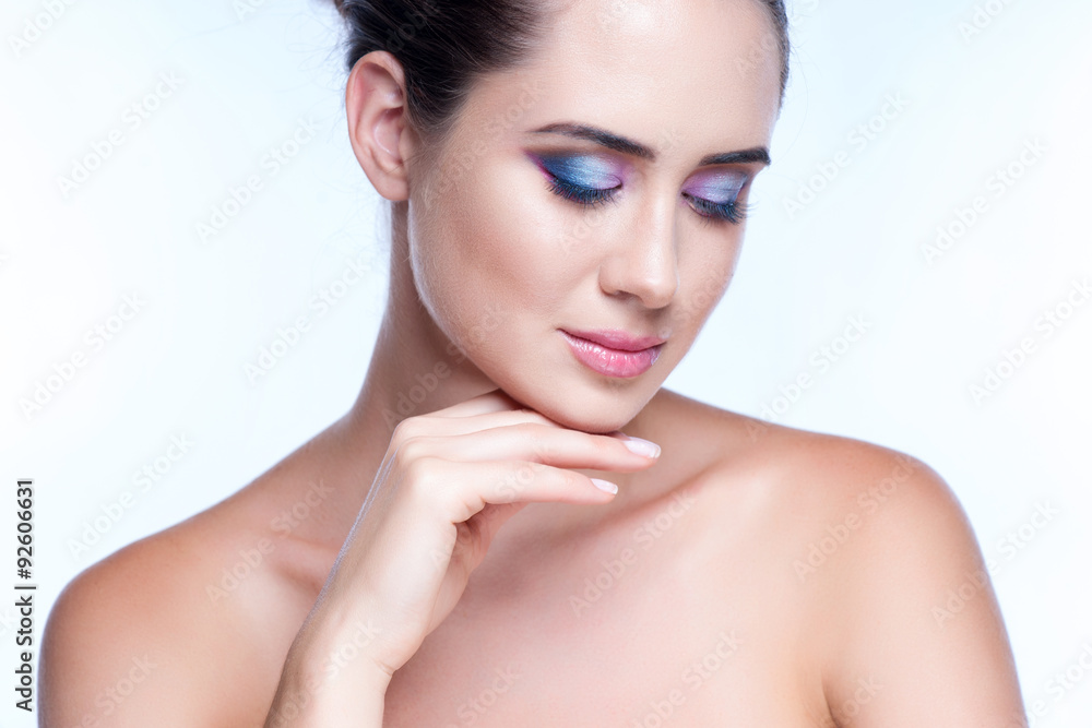 Eye Makeup. Beautiful Eyes Glitter Make-up. Holiday Makeup detail. False Lashes Eye Makeup. Beautiful Eyes Glitter Make-up. Holiday Makeup detail. False Lashes