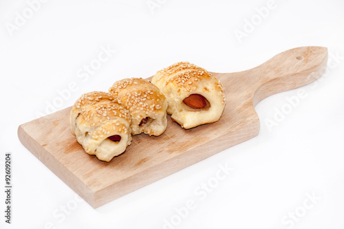 Puff pastry stuffed with meat