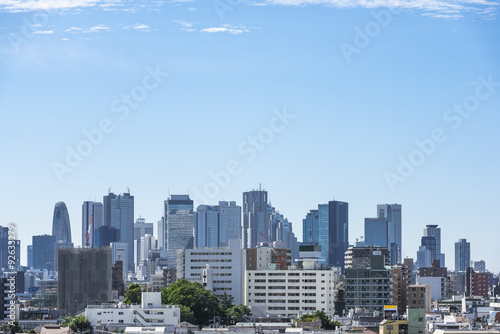 池袋方面から望む新宿の高層ビル群