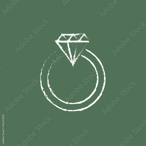 Diamond ring icon drawn in chalk.