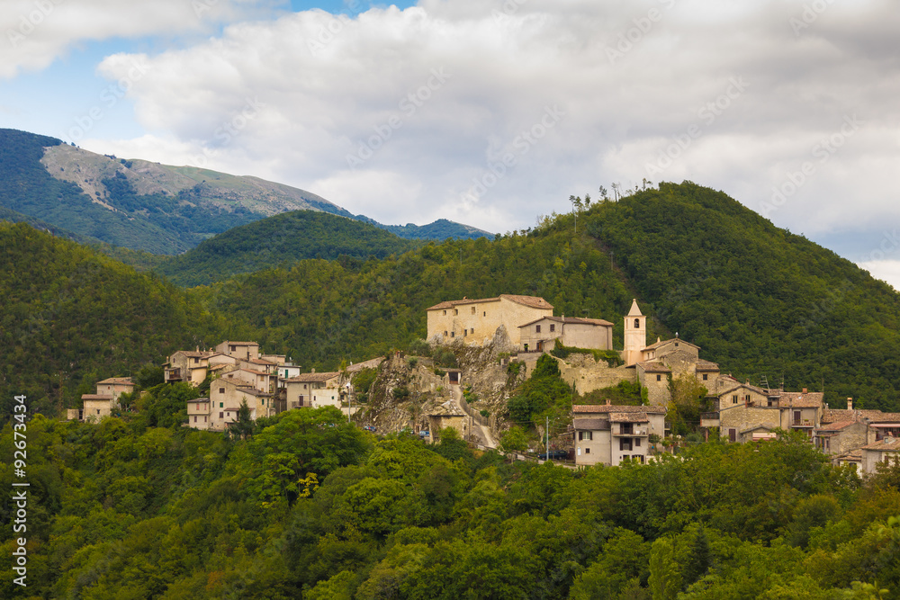 Piccolo borgo montano di Posticciola, Lazio.