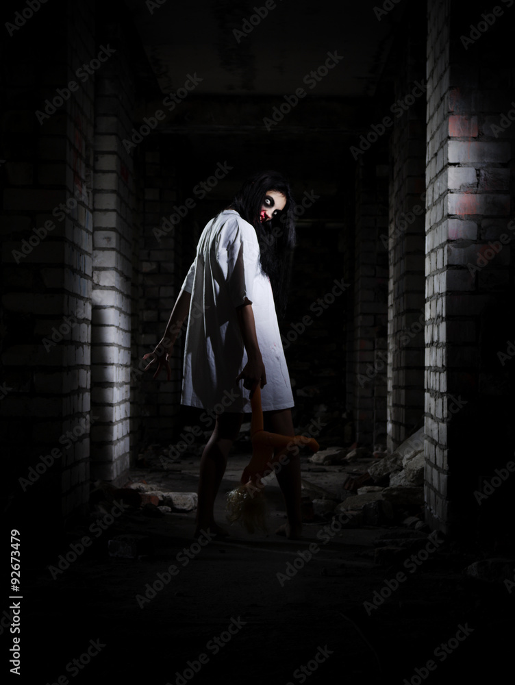 Fototapeta premium Zombie girl