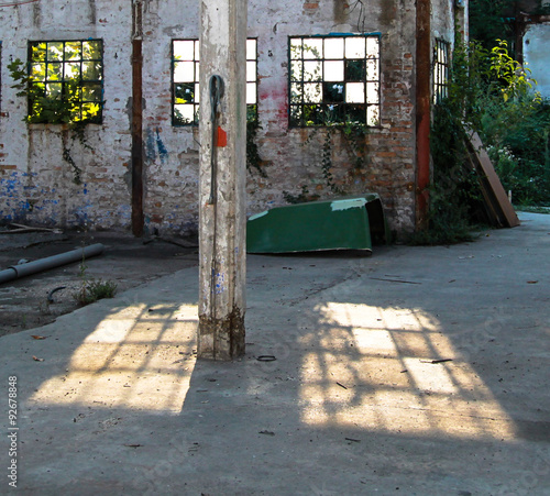 old industiral warehouse in venice