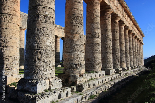 segesta trapani sicilia antico tempio greco photo