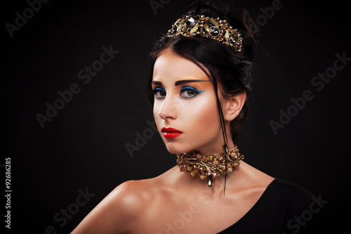 Gorgeous woman in luxury jewelry