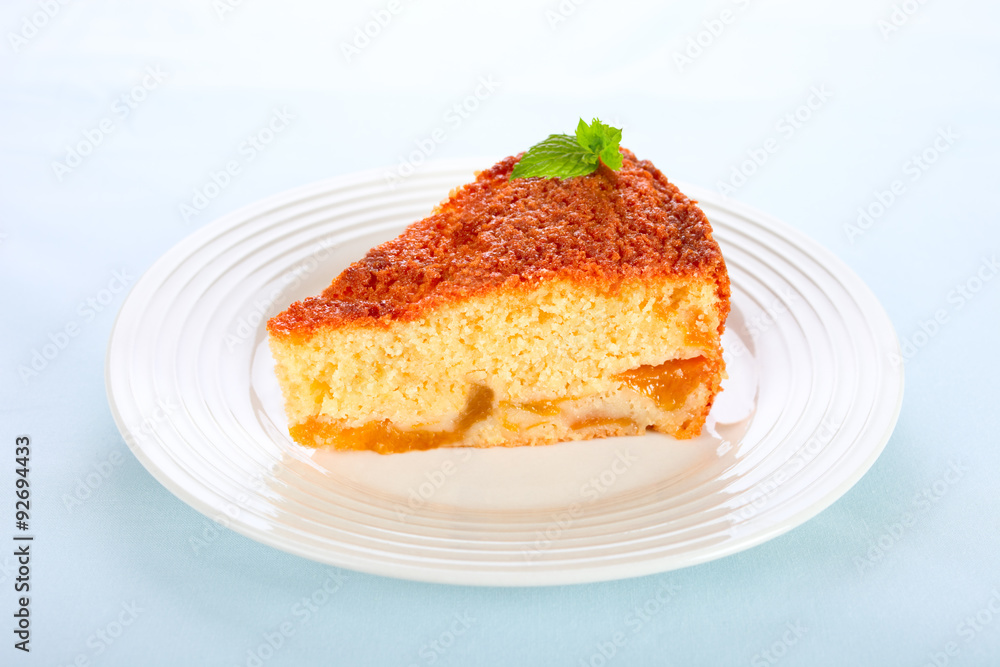 Kuchen mit Pfirsich Kuchen mit Pfirsich